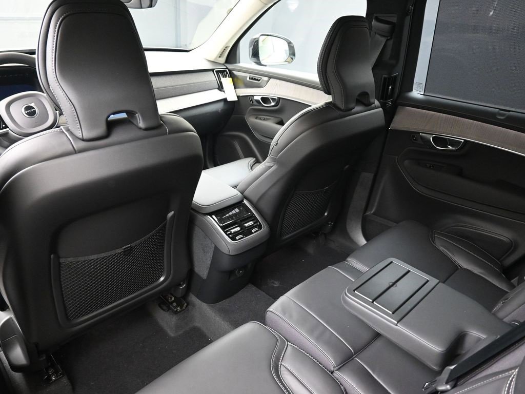 New 2026 Volvo XC90 B6 Ultra w/ Lounge Package image 22
