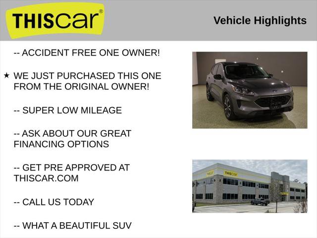 Used 2022 Ford Escape SE w/ SE Sport Appearance Package image 9