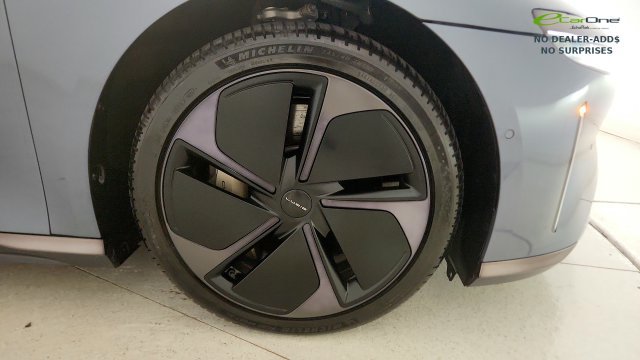 Used 2025 Lucid Air Pure RWD image 79
