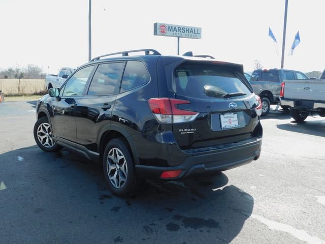 Used 2023 Subaru Forester Premium image 7