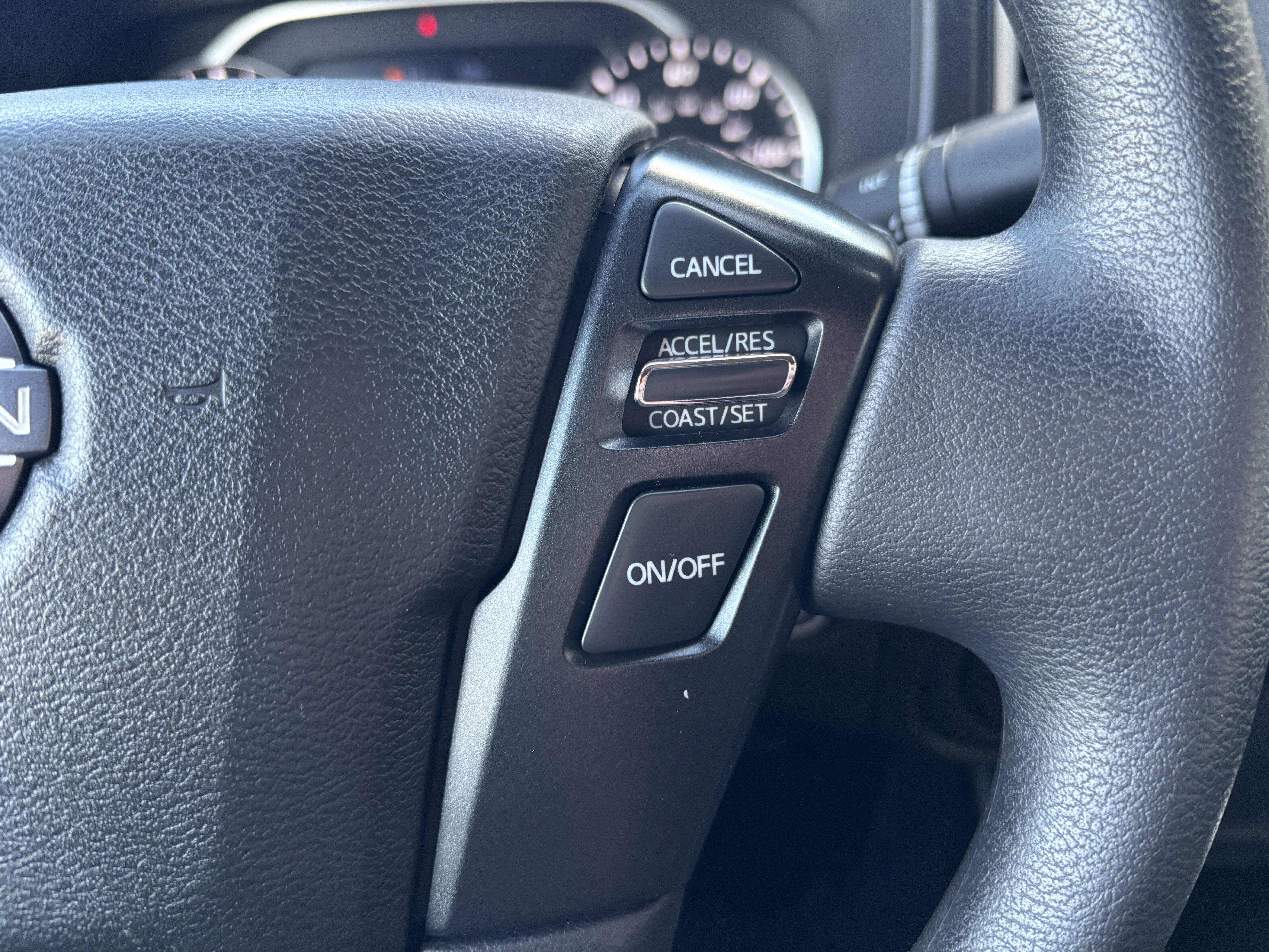Used 2024 Nissan Frontier SV AWD/4WD image 16