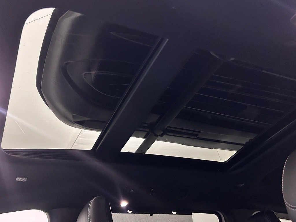 New 2026 Chrysler Pacifica Select AWD/4WD image 23