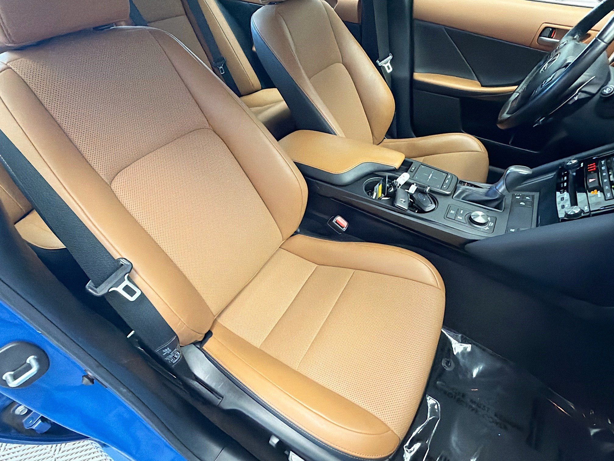 Used 2021 Lexus IS 300 w/ Comfort Package RWD image 15