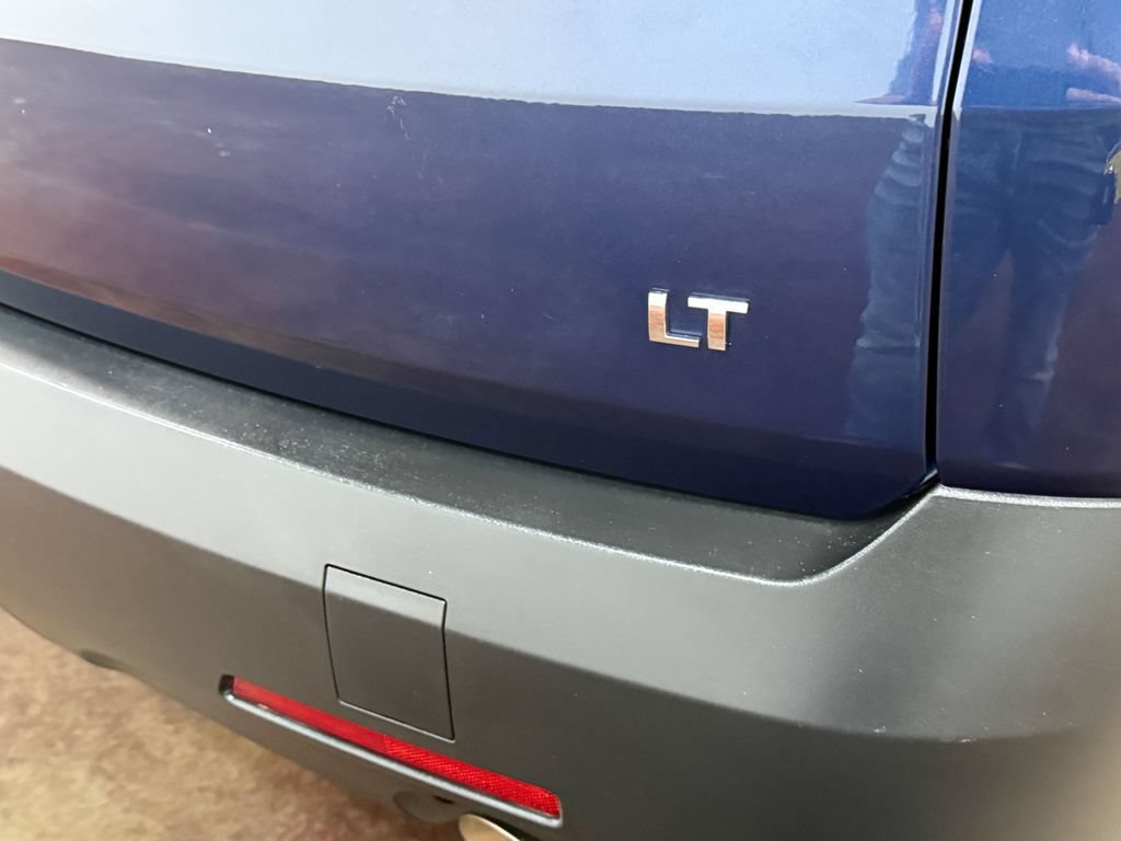 Used 2023 Chevrolet Traverse LT w/ LPO, Floor Liner Package AWD/4WD image 53