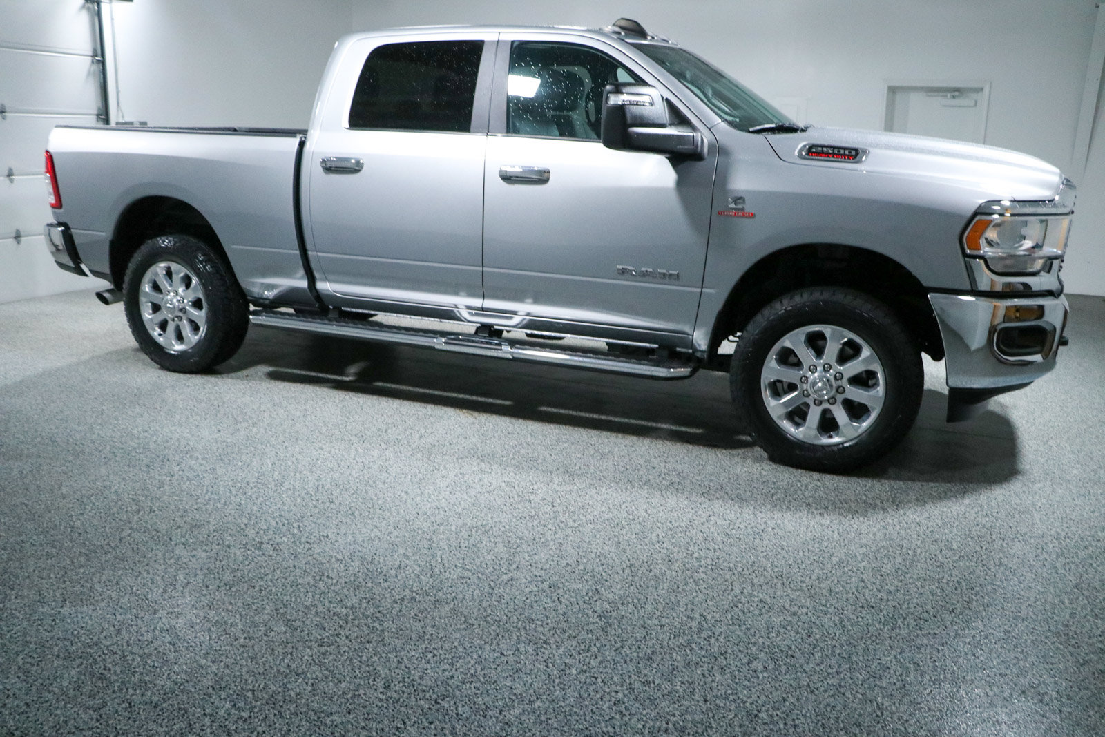 Used 2023 RAM 2500 Big Horn w/ Level 1 Equipment Group AWD/4WD image 6