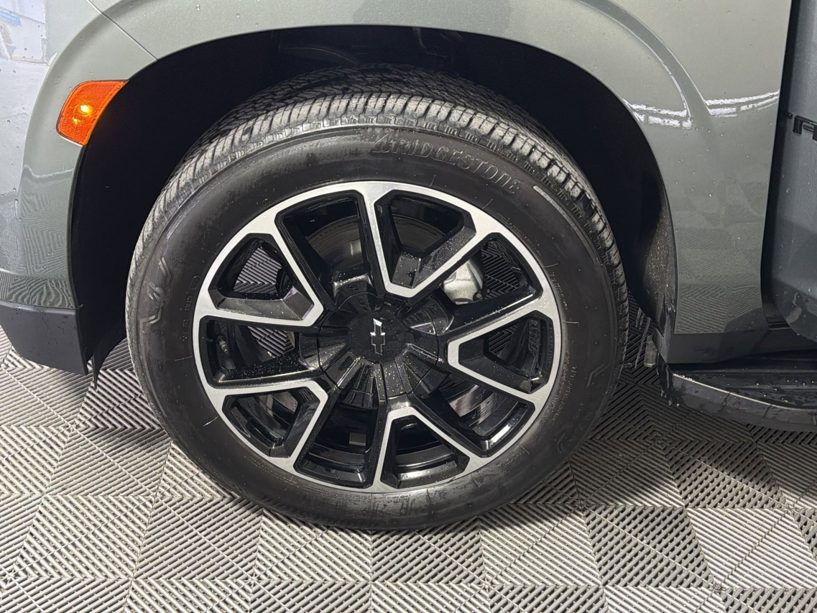 Used 2024 Chevrolet Tahoe RST w/ Luxury Package image 12