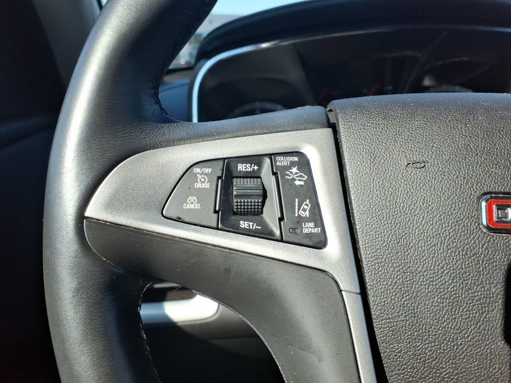 Used 2013 GMC Terrain SLT w/ Safety Package FWD image 14