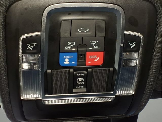 Used 2022 RAM 1500 Laramie w/ Sport Appearance Package AWD/4WD image 21