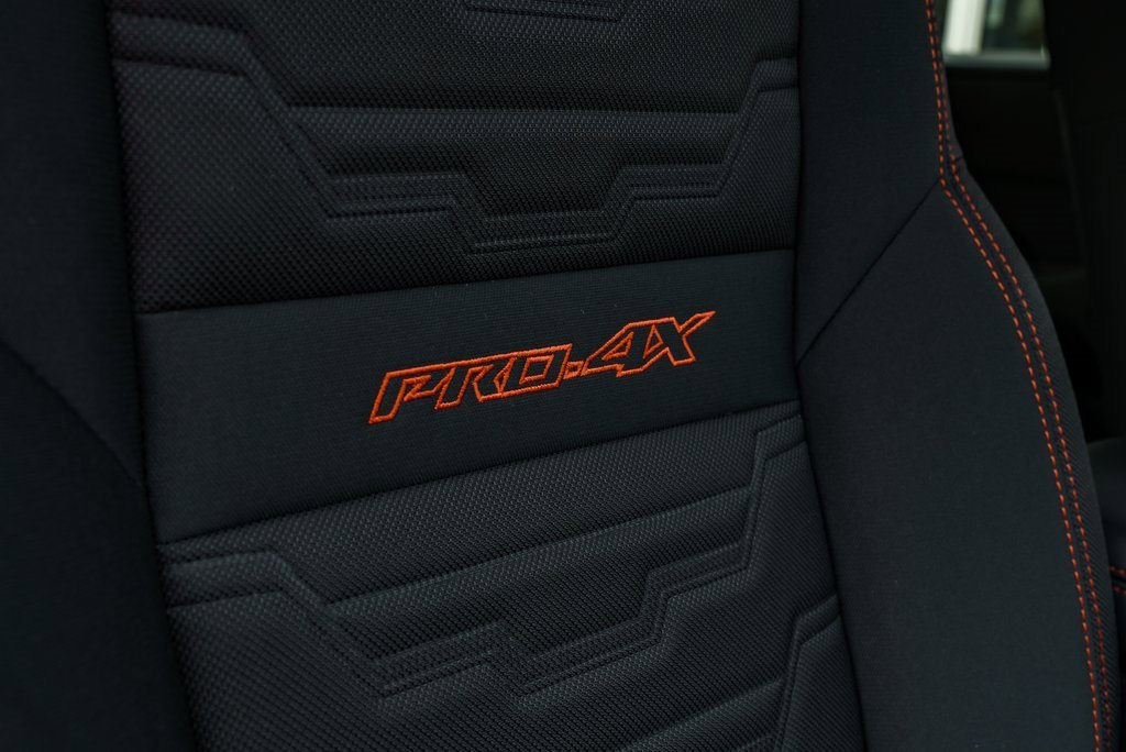 New 2026 Nissan Frontier PRO-4X w/ Pro-4x Convenience Package image 31