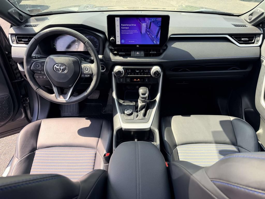 Used 2024 Toyota RAV4 XSE AWD/4WD image 17