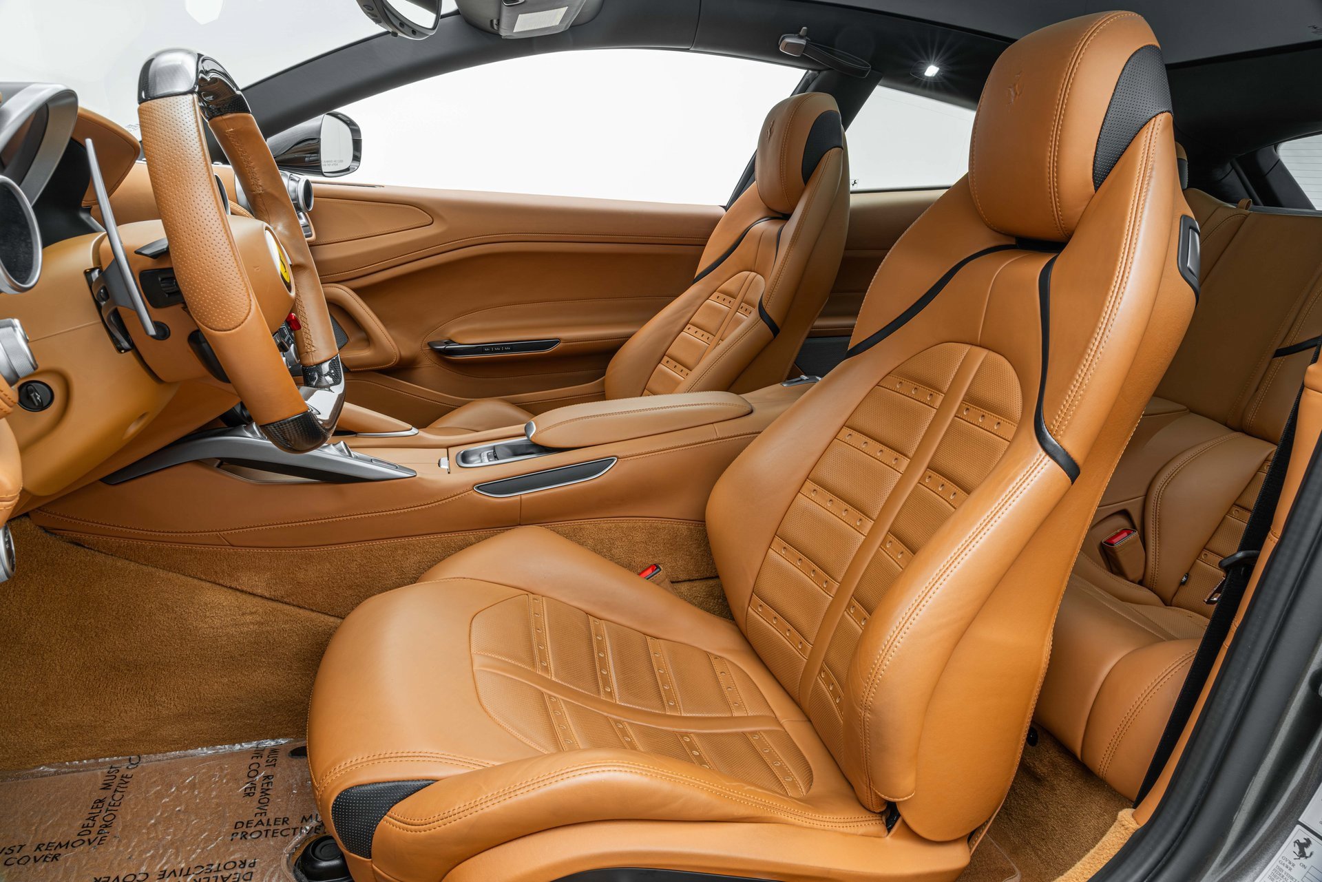 Certified 2019 Ferrari GTC4Lusso V12 image 5