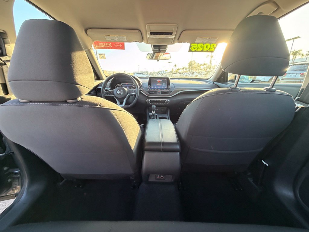 Certified 2025 Nissan Altima 2.5 SV FWD image 13