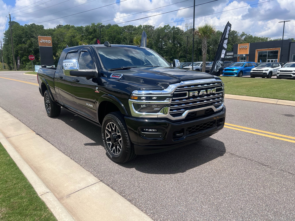 Certified 2025 RAM 2500 Limited AWD/4WD image 1