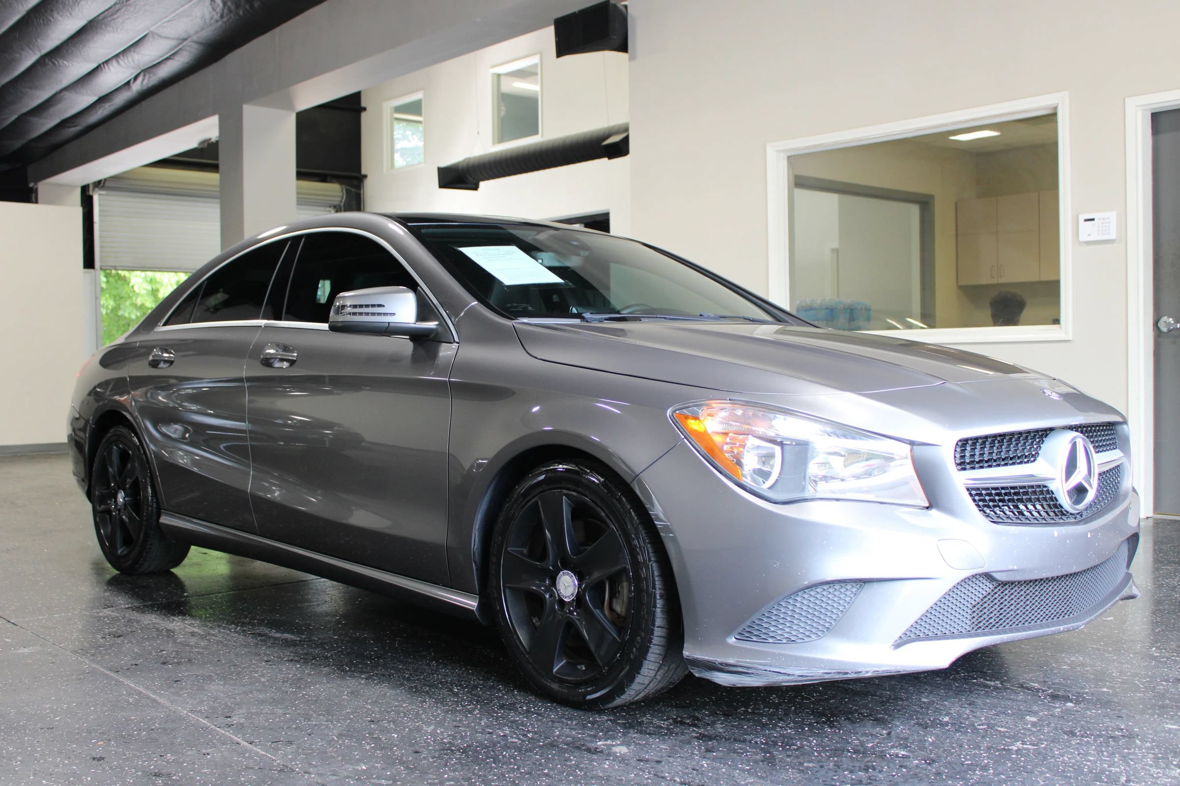 Used 2015 Mercedes-Benz CLA 250 image 1