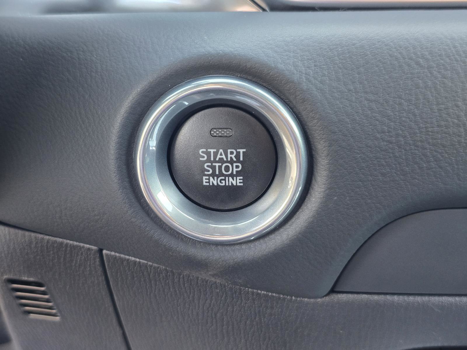 New 2025 MAZDA CX-5 Carbon Edition image 17