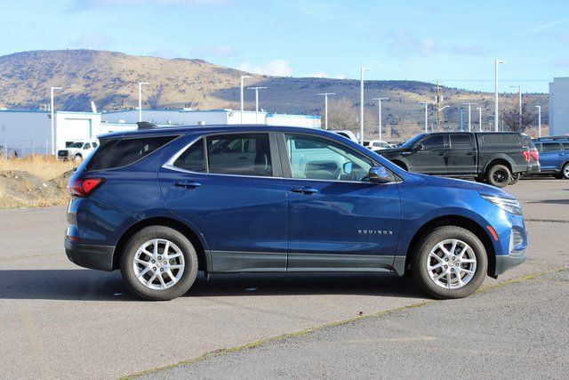 Used 2022 Chevrolet Equinox LT w/ Driver Convenience Package image 7
