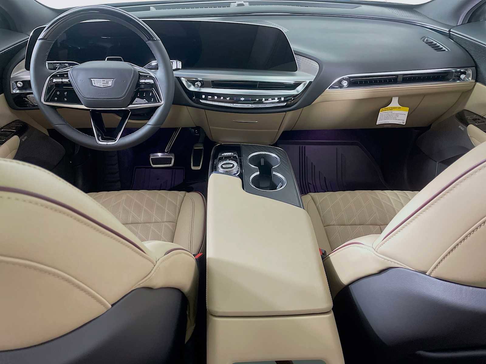 New 2025 Cadillac Lyriq Sport image 3