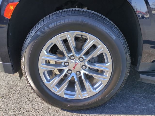 Used 2023 GMC Yukon XL SLT w/ SLT Luxury Package image 10