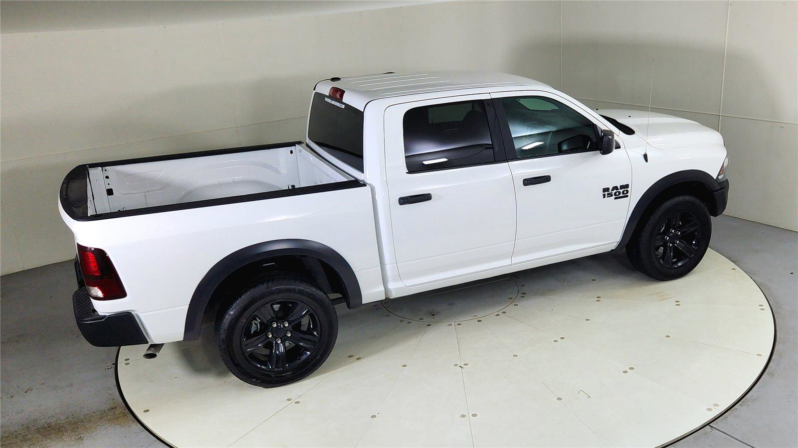 Used 2024 RAM 1500 Classic Warlock image 22