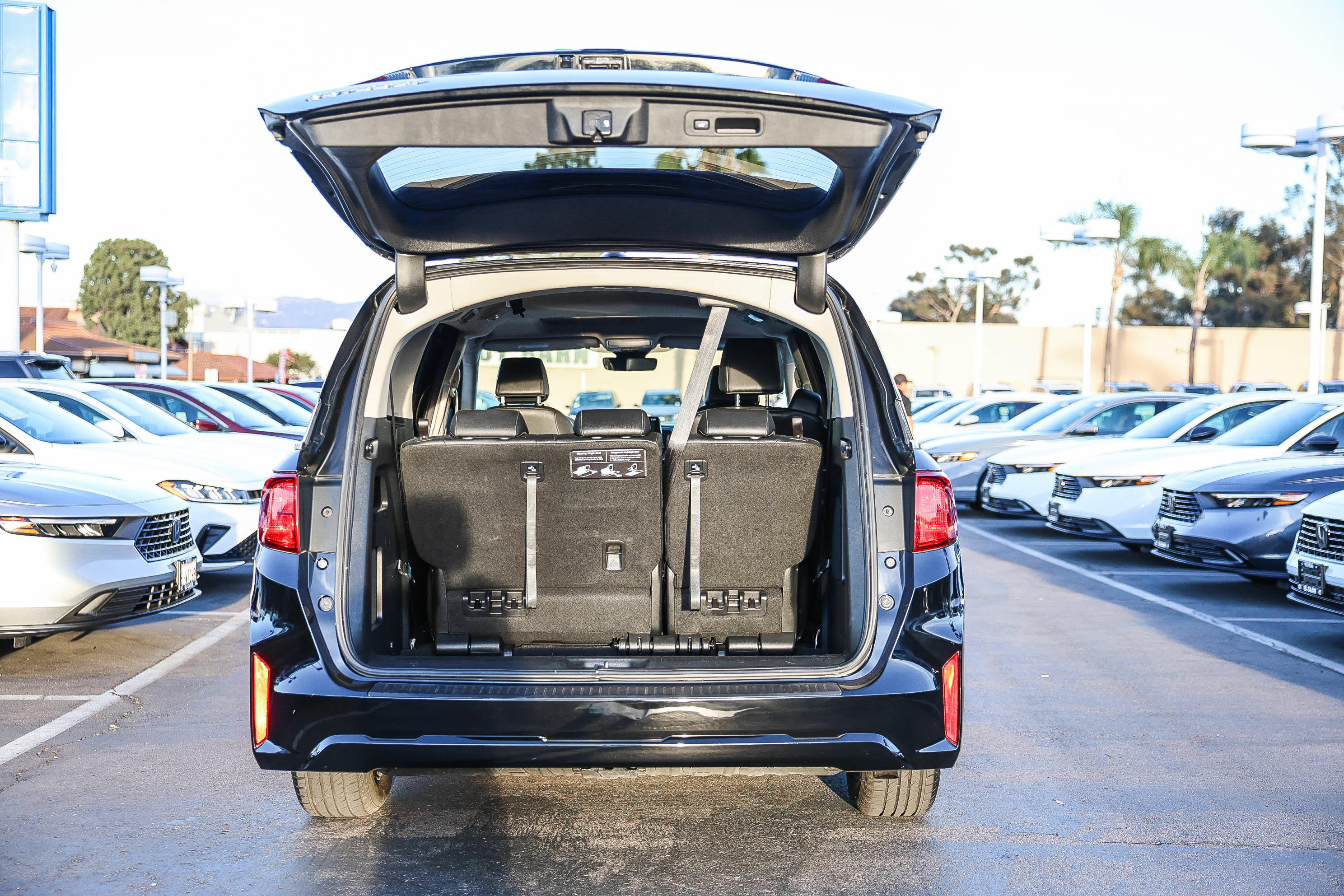 Certified 2025 Honda Odyssey EX-L image 28