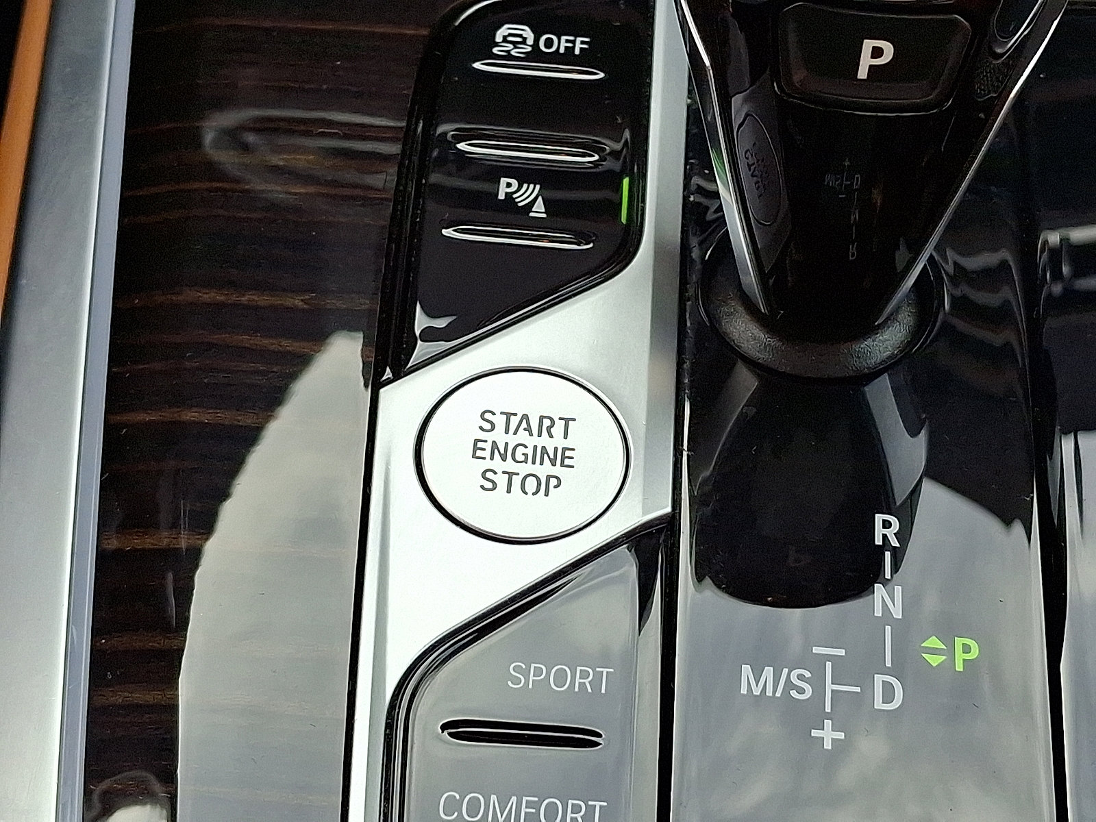 Used 2023 BMW X5 xDrive40i w/ Premium Package image 25