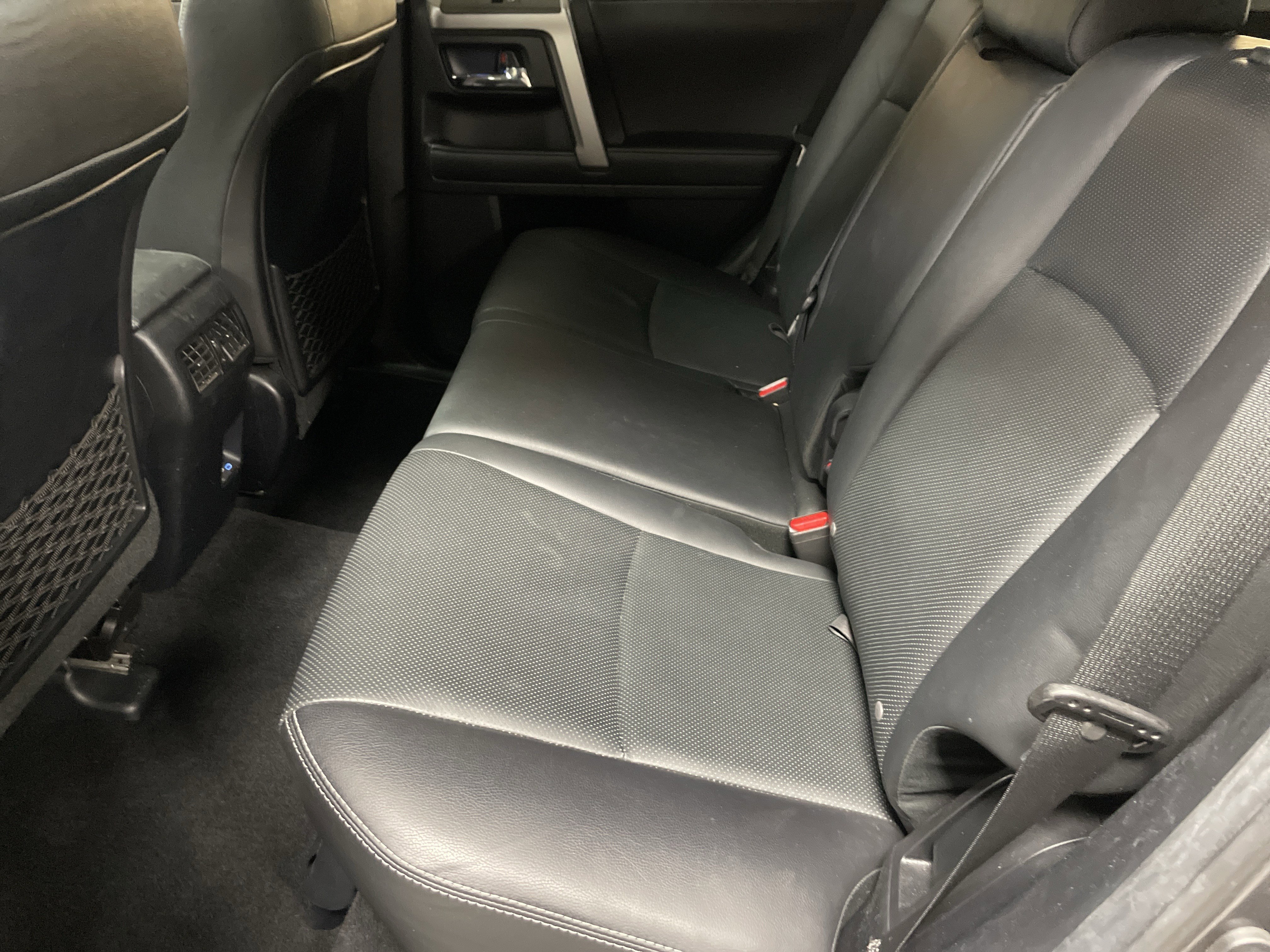 Used 2023 Toyota 4Runner Limited RWD image 32