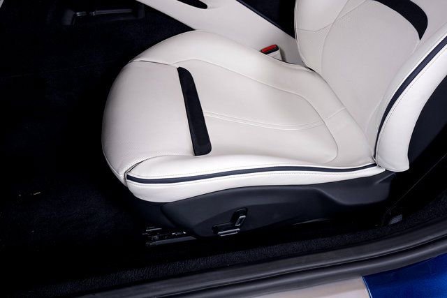 Certified 2025 Ferrari Roma Spider image 22