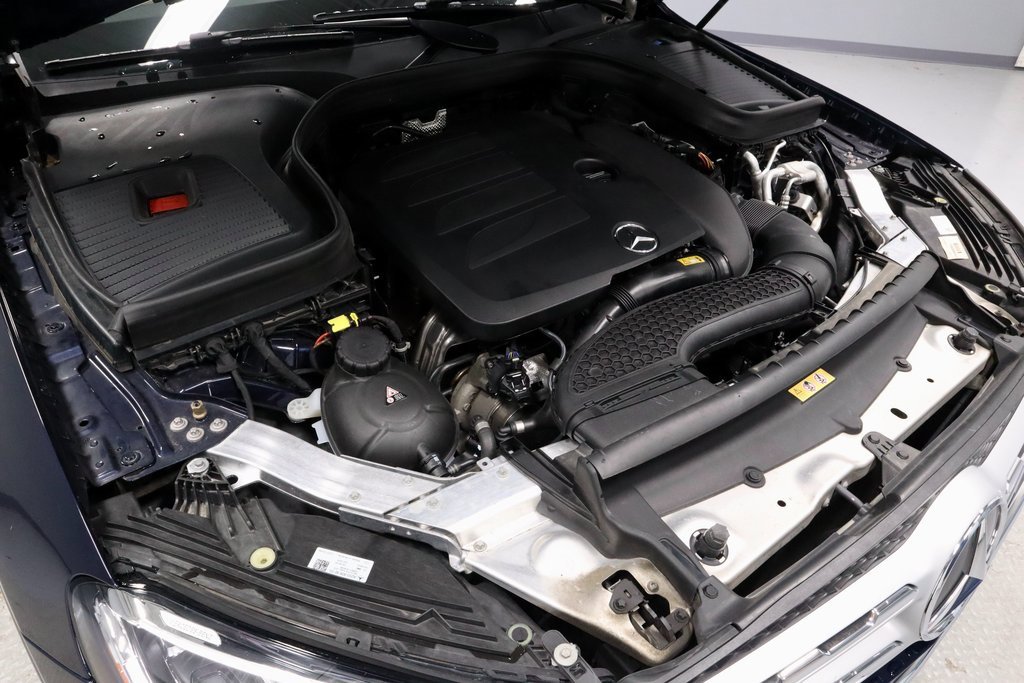 Used 2022 Mercedes-Benz GLC 300 4MATIC image 16