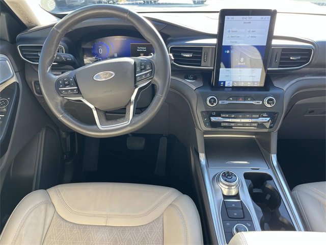 Used 2020 Ford Explorer Platinum w/ Premium Technology Package image 15