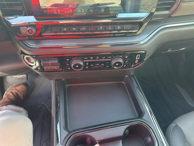 Used 2024 Chevrolet Silverado 2500 ZR2 image 10