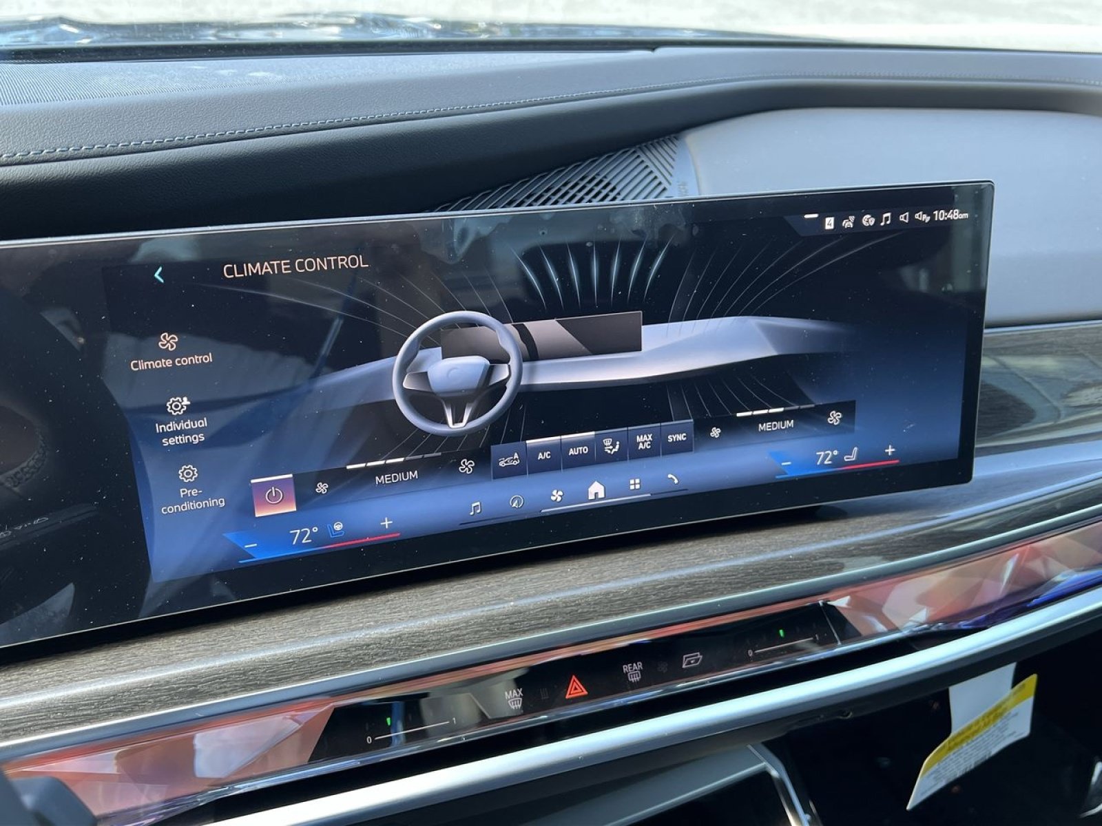 New 2026 BMW i7 xDrive60 w/ Executive Package AWD/4WD image 18