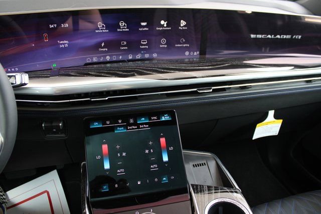 New 2026 Cadillac Escalade IQ Luxury 1 image 28