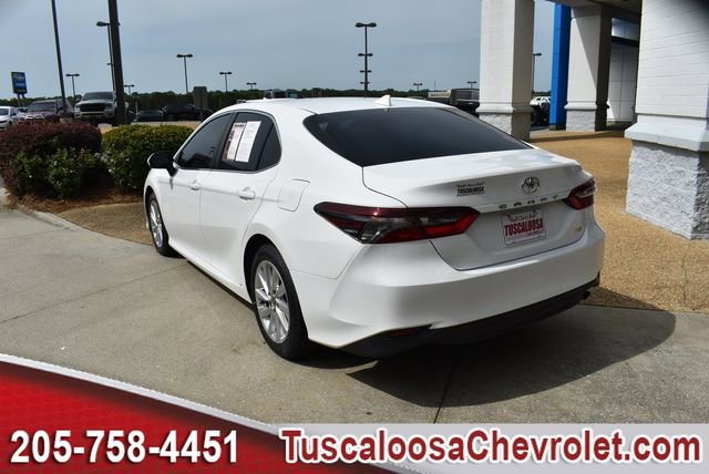 Used 2023 Toyota Camry LE FWD image 7