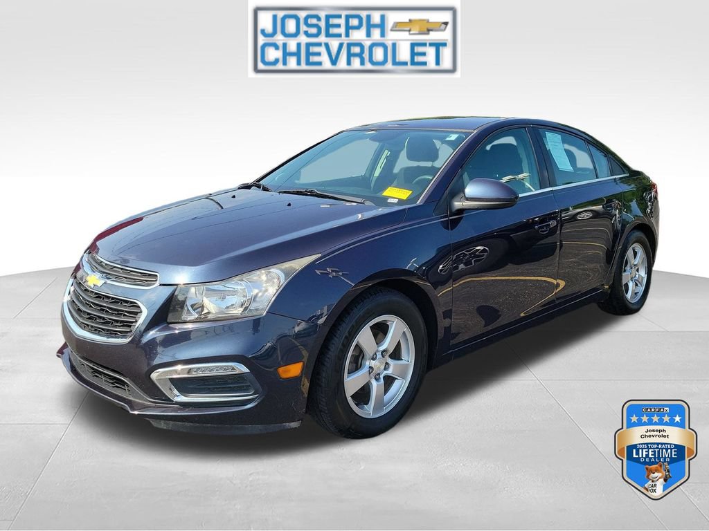 Used 2015 Chevrolet Cruze LT FWD image 2