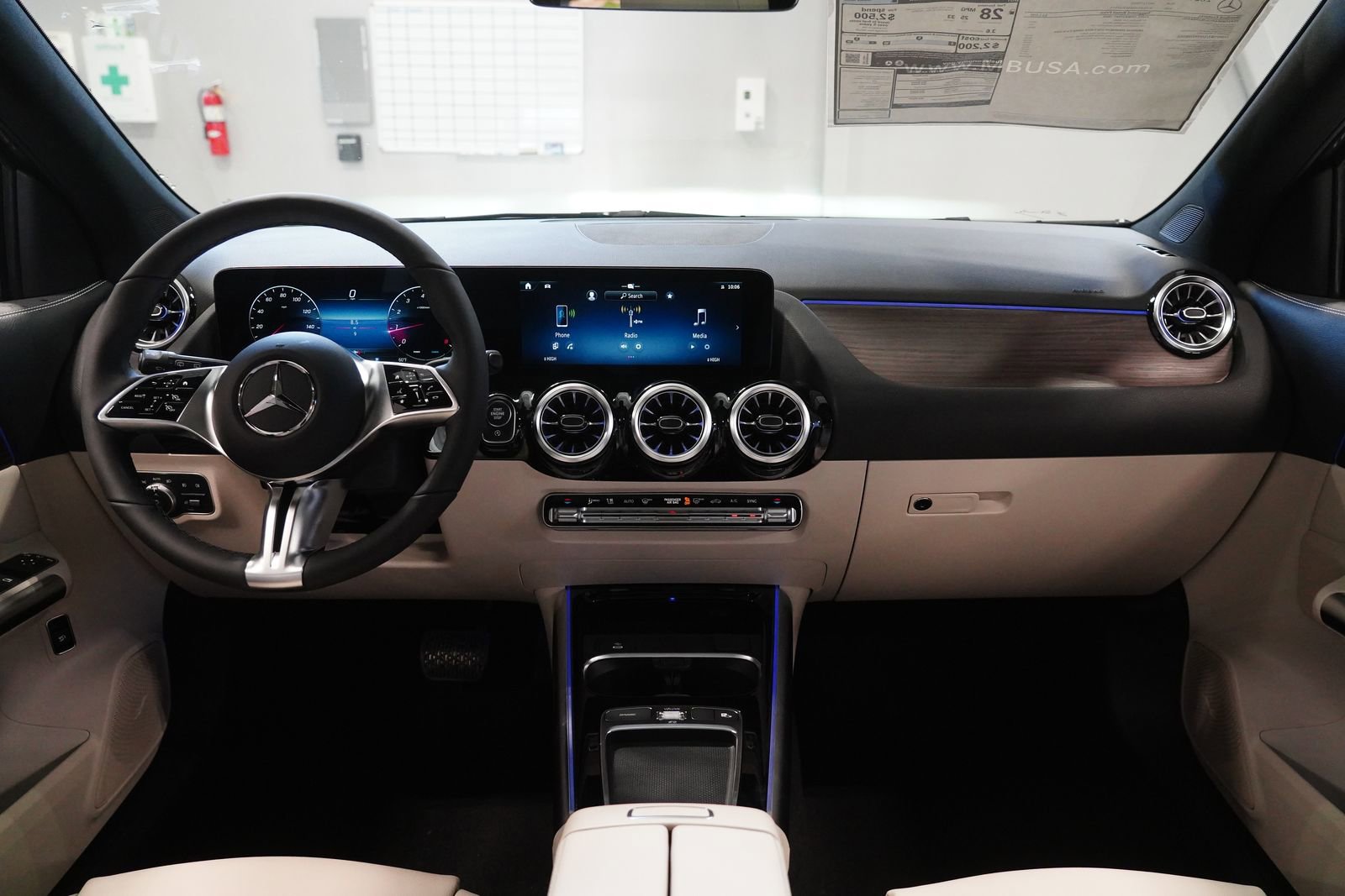 New 2026 Mercedes-Benz GLA 250 4MATIC image 17