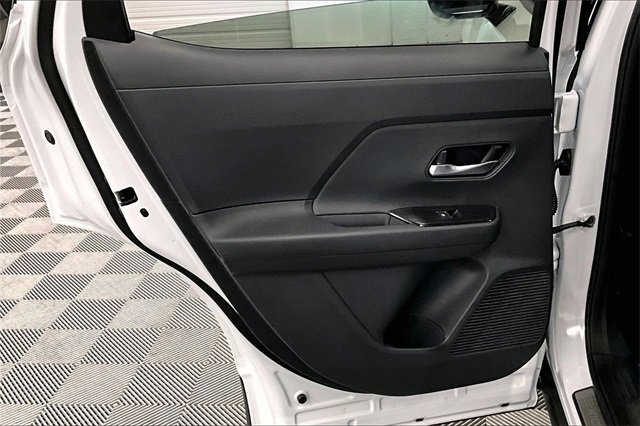 New 2026 Nissan Kicks SR w/ SR Premium Package image 31