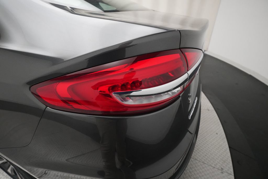 Used 2020 Ford Fusion SE image 35