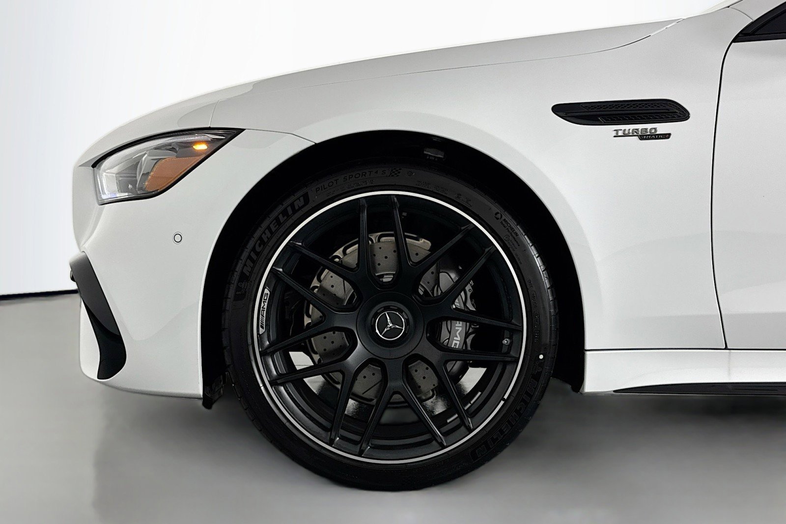 New 2026 Mercedes-Benz AMG GT 43 image 9
