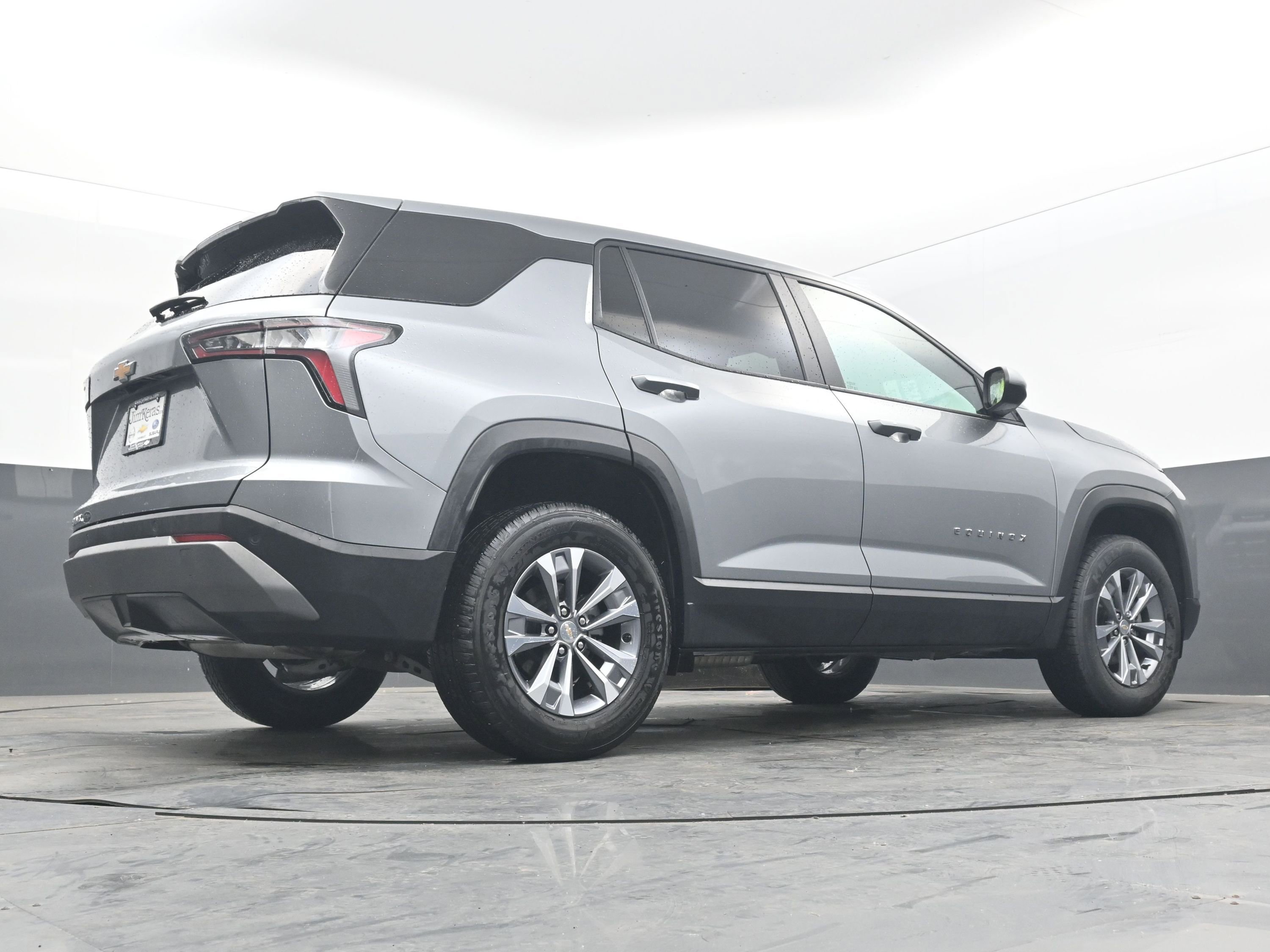 Used 2025 Chevrolet Equinox LT FWD image 30