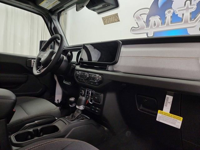 New 2025 Jeep Gladiator Sport image 23