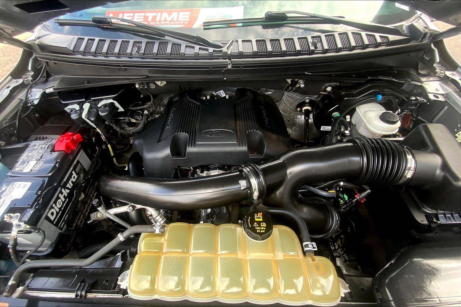 Used 2020 Ford Expedition Limited image 10