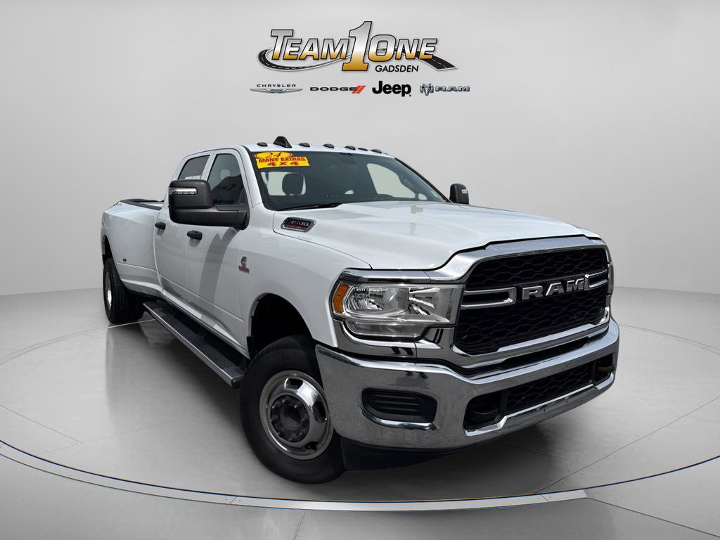 Used 2024 RAM 3500 Tradesman w/ Chrome Appearance Group image 1