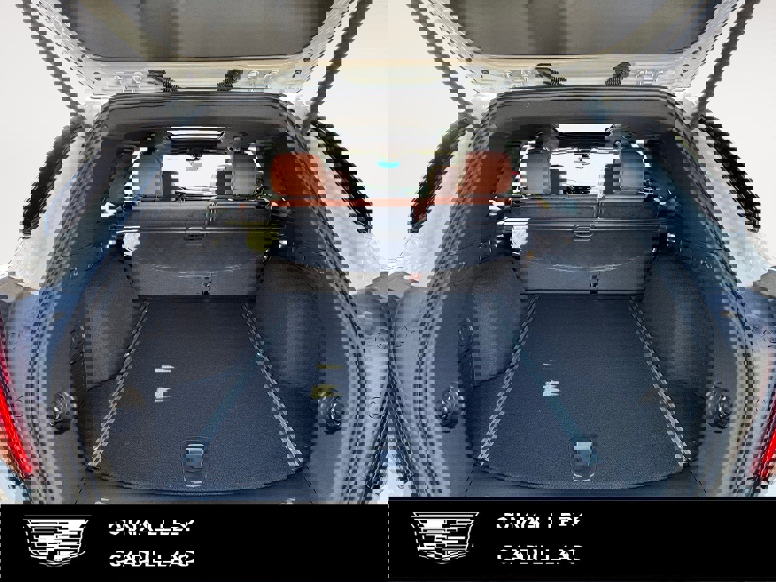 New 2025 Cadillac XT5 Premium Luxury w/ Technology Package image 12