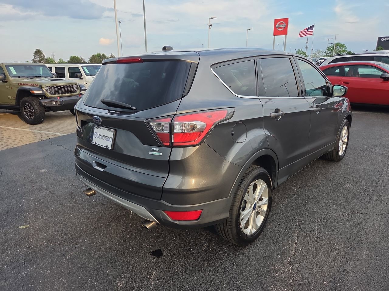 Used 2017 Ford Escape SE FWD image 7
