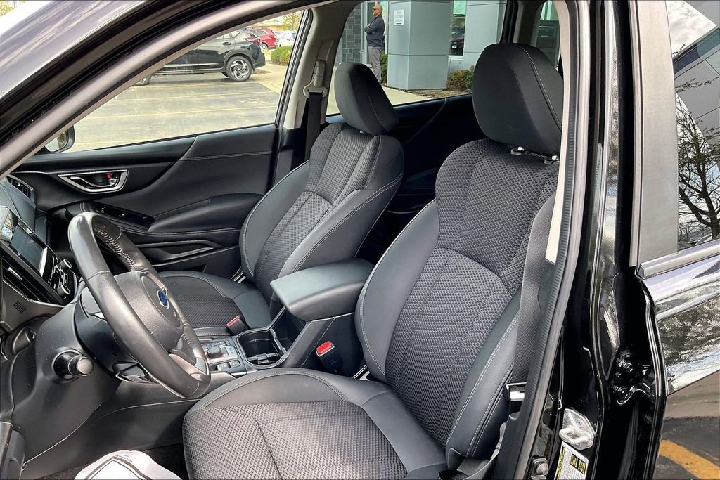 Used 2022 Subaru Forester Premium AWD/4WD image 27