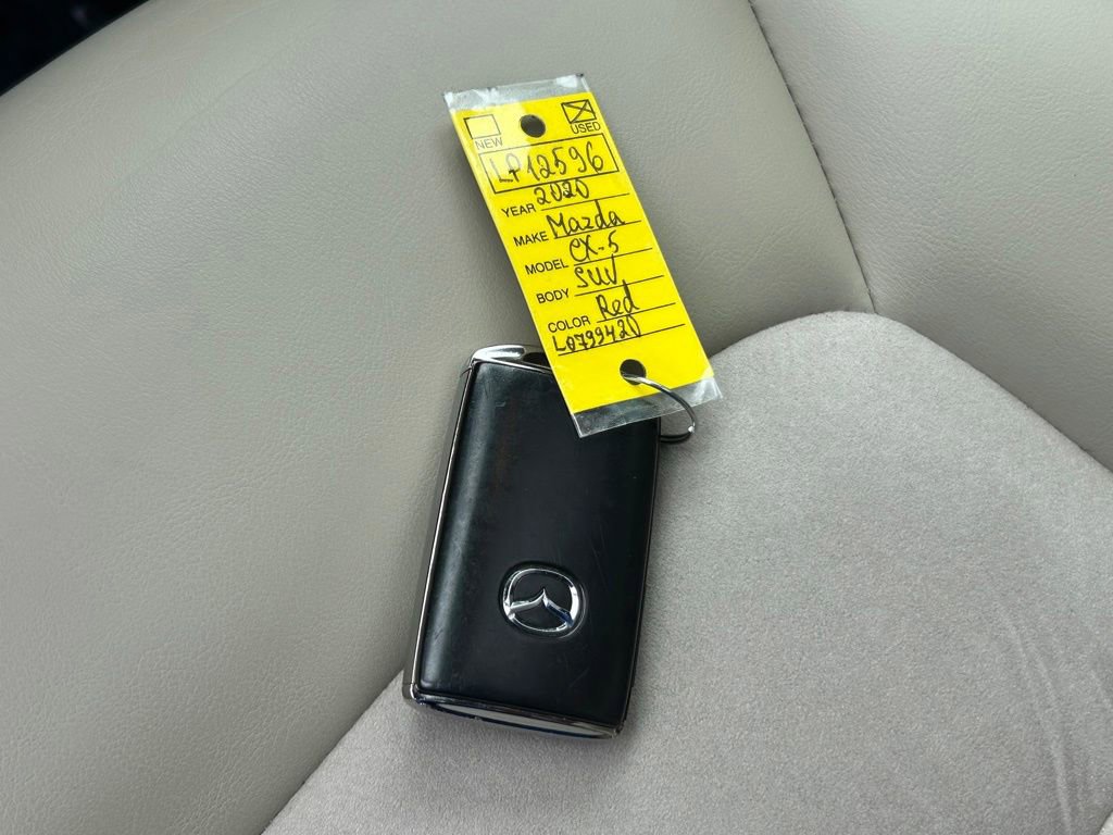 Used 2020 MAZDA CX-5 Touring FWD image 43