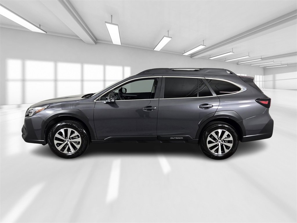 Certified 2025 Subaru Outback Premium image 3