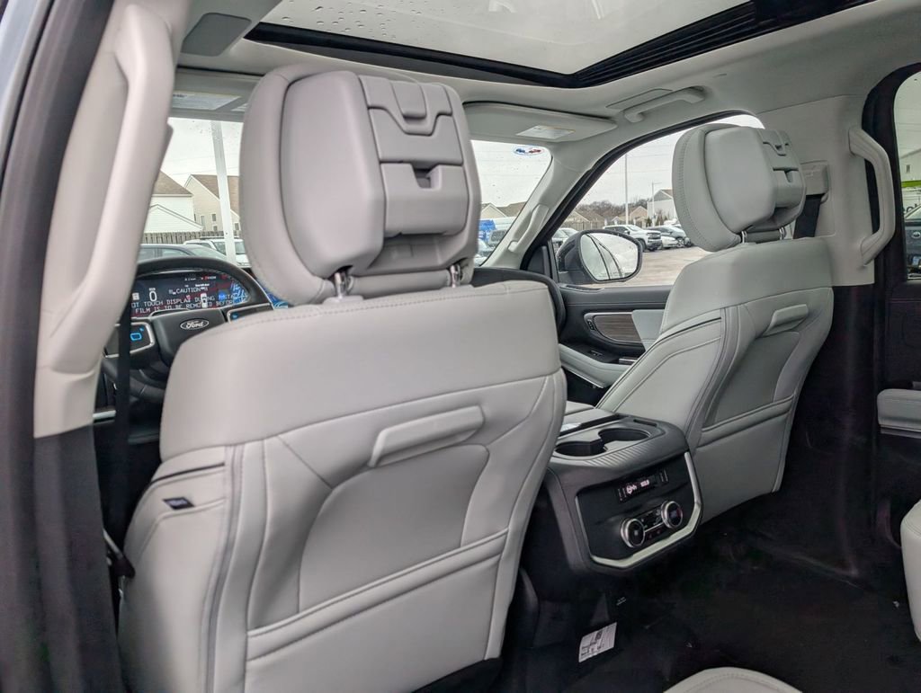 New 2026 Ford Expedition Platinum w/ Platinum Ultimate Package AWD/4WD image 48