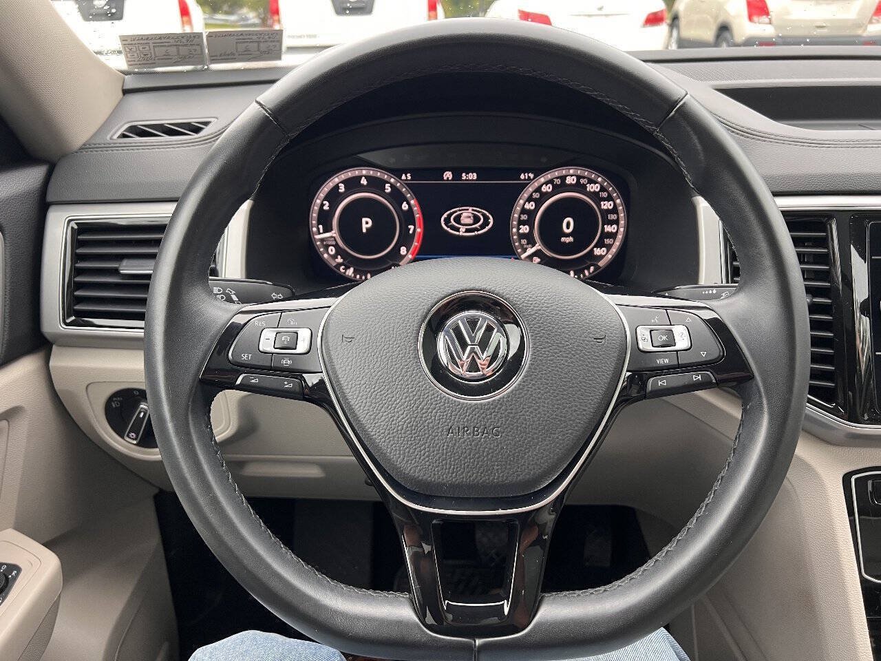 Used 2019 Volkswagen Atlas SEL Premium AWD/4WD image 19