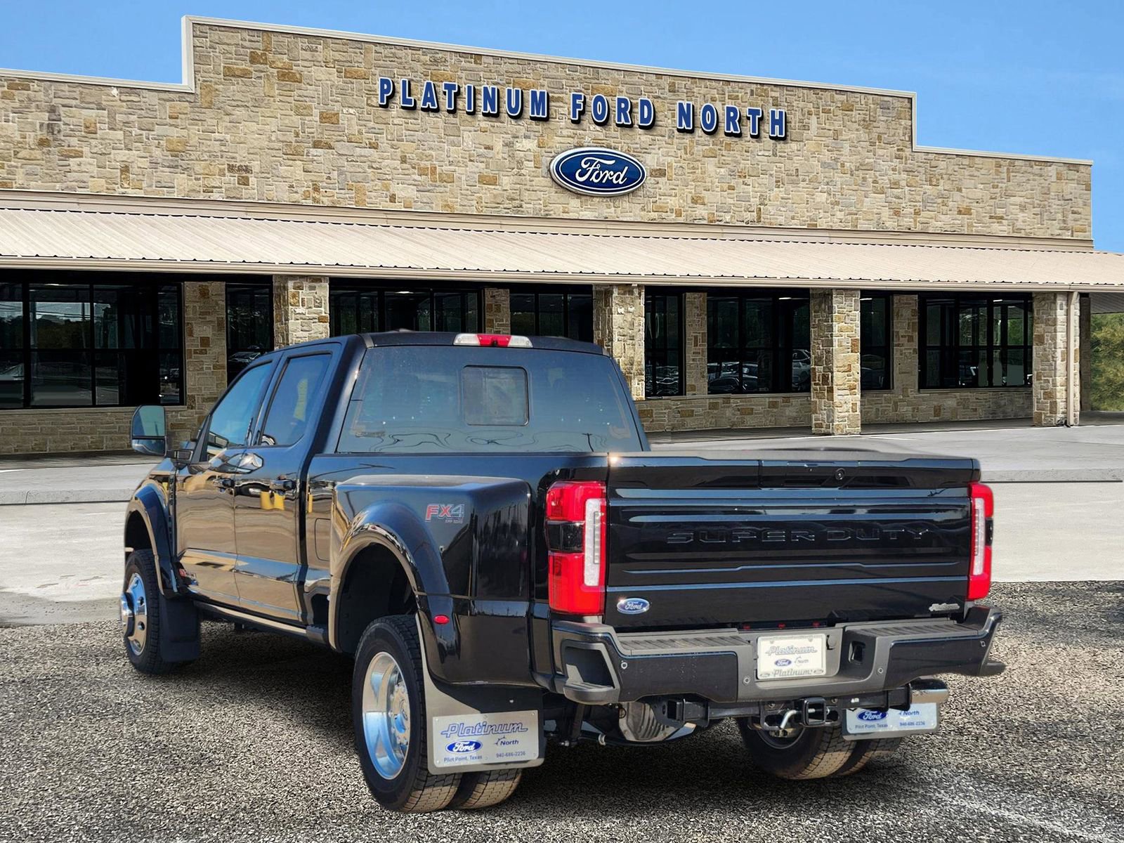 New 2026 Ford F450 Platinum w/ FX4 Off-Road Package image 4